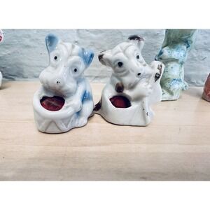 Vintage Two Dogs Holding Balls Figurines Made‎ In Japan